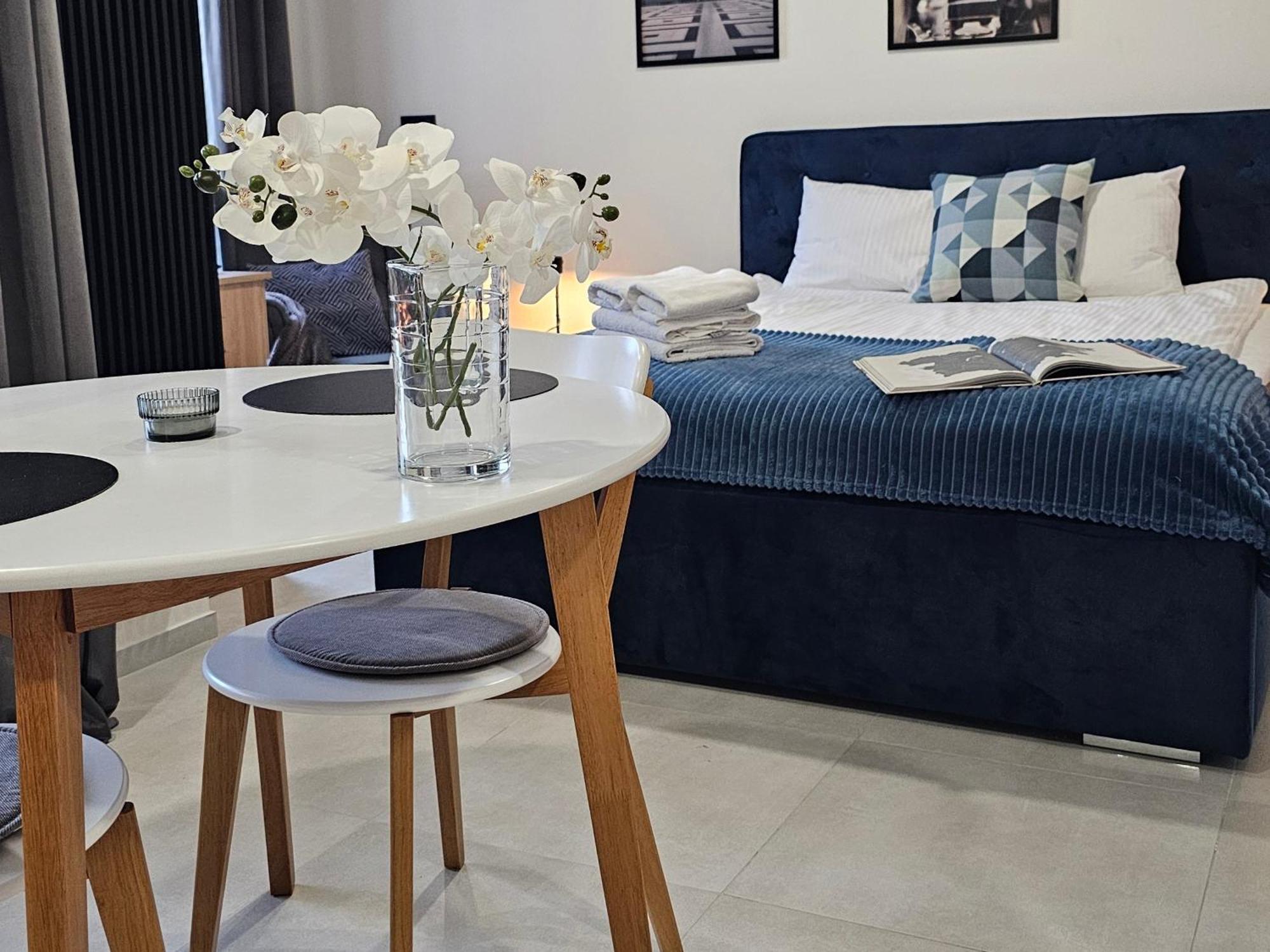 Urban Apartments Premium Baildona 18A, Free Garage, Self Check-In Катовице Экстерьер фото